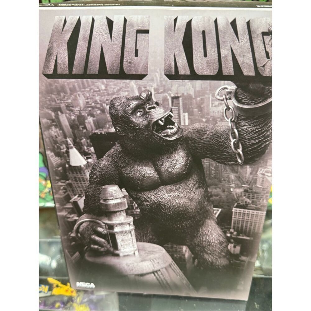 King Kong Deluxe Action Figure NECA Classic Movie Collectible w/ Accessories